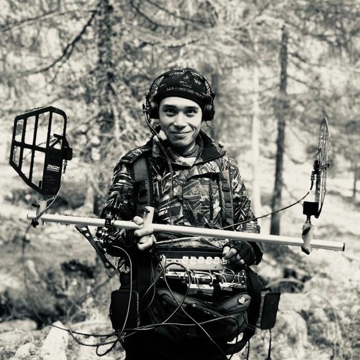 Tong Zhang-Colussi mit mobiler Aufnahmetechnik im Wald